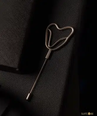 Lapel pin