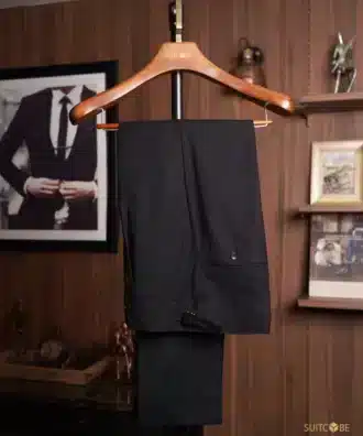 สูทสีดำ