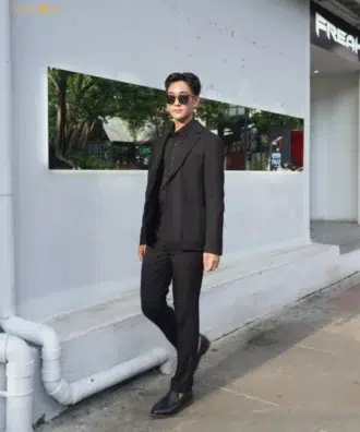 สูทสีดำ