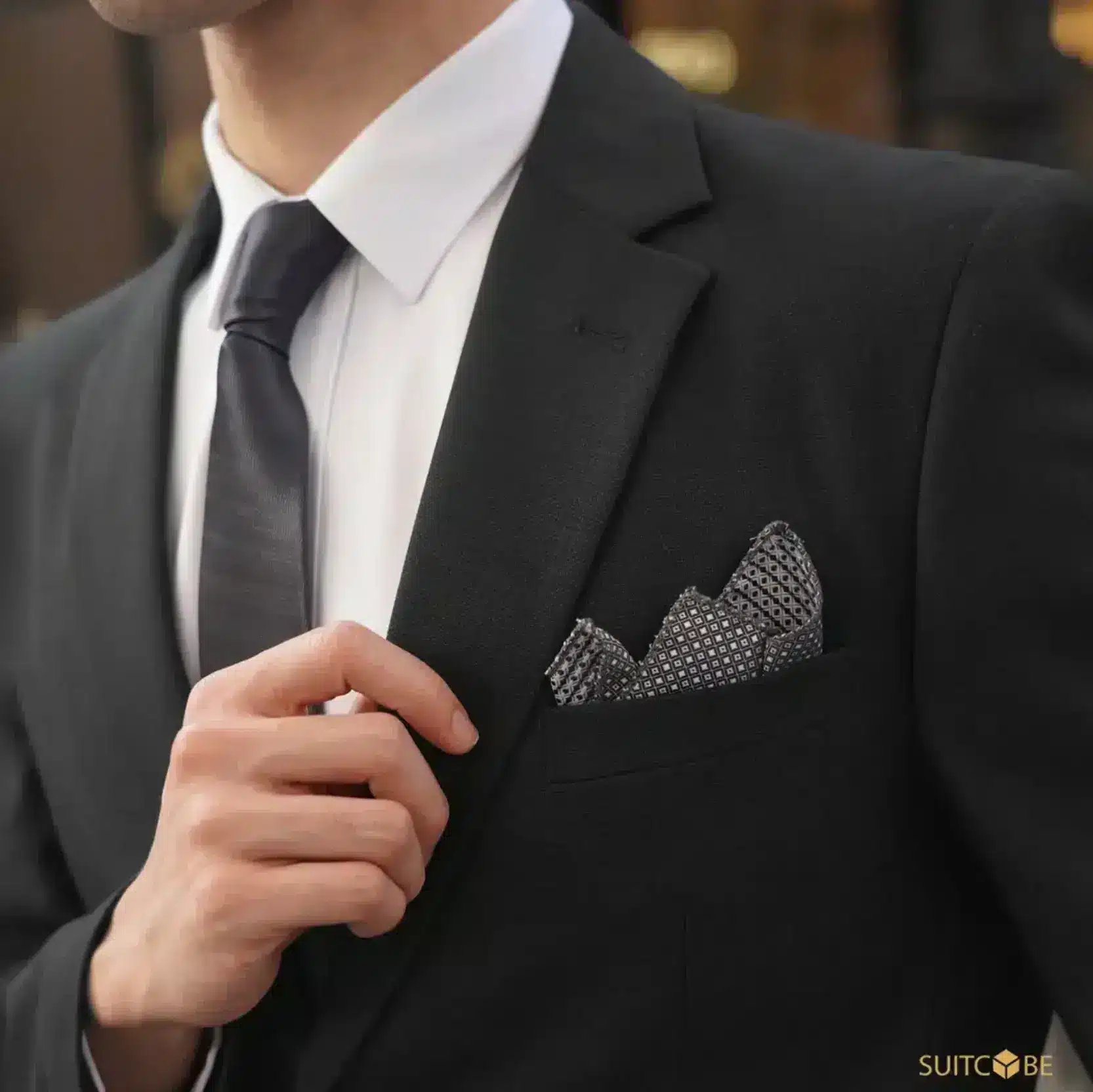 สูทสีดำ