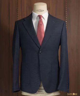 สูทสีกรมท่า