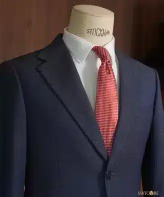 สูทสีกรมท่า