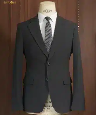 สูทสีเทา