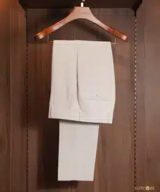 กางเกงสีครีม