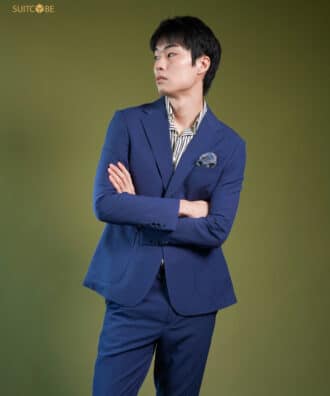 สูทสีน้ำเงิน