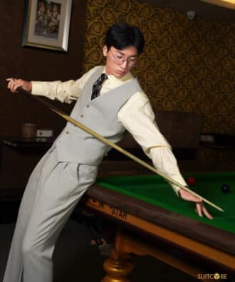 เสื้อกั๊กสีเทา