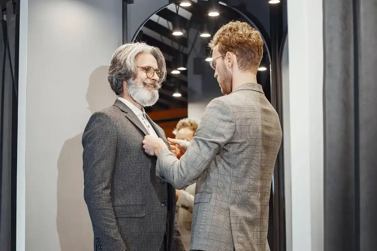 เลือกสูทพ่อเจ้าบ่าว