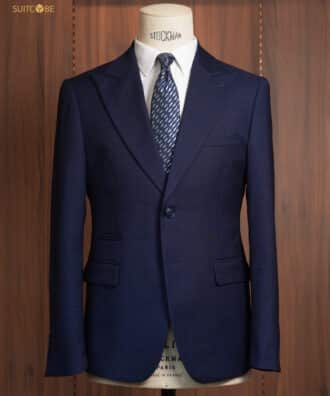 เสื้อสูทสีกรมท่า