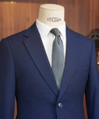 เสื้อสูทสีกรมท่า