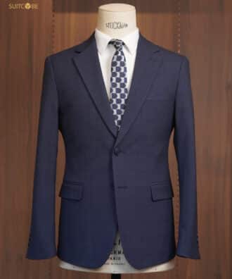 สูทสีกรมท่า