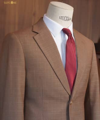 สูทสีน้ำตาล