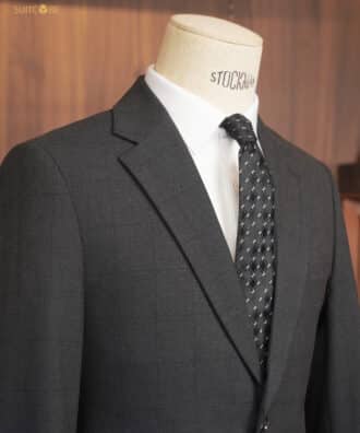 เสื้อสูทสีเทา