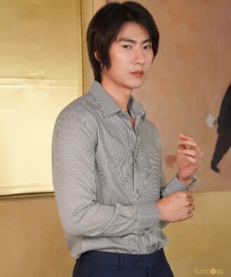 เสื้อเชิ้ตลายทาง